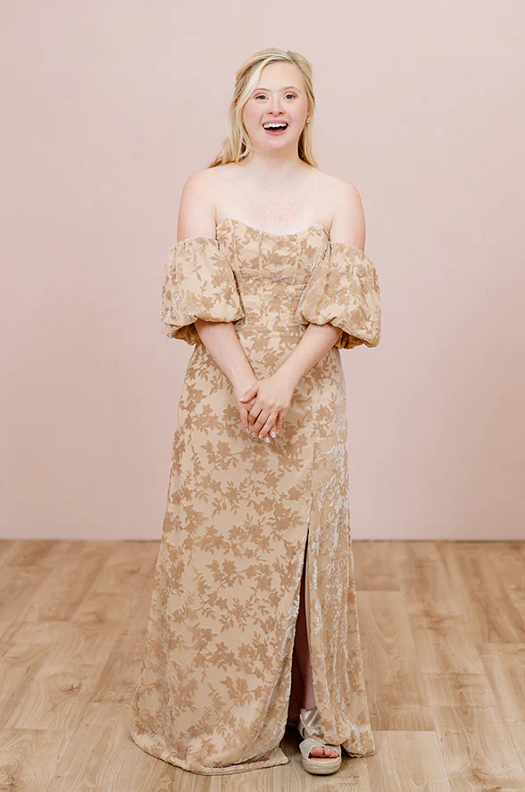 Floral Burnout Velvet Bubble Sleeves | Made To Order - Image 10